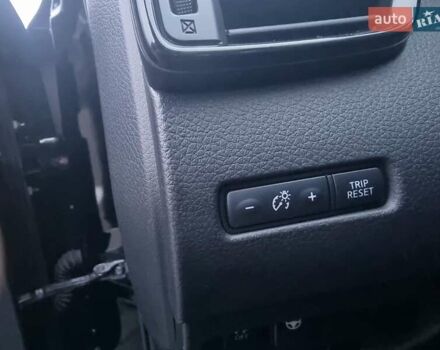 Черный Ниссан Кашкай, объемом двигателя 2 л и пробегом 103 тыс. км за 17500 $, фото 30 на Automoto.ua