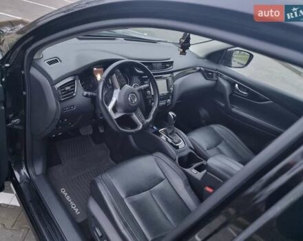 Черный Ниссан Кашкай, объемом двигателя 2 л и пробегом 103 тыс. км за 17500 $, фото 29 на Automoto.ua