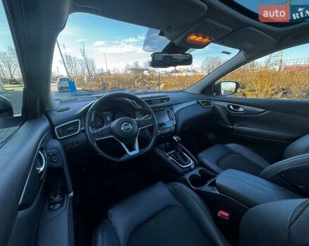 Черный Ниссан Кашкай, объемом двигателя 1.6 л и пробегом 56 тыс. км за 19350 $, фото 23 на Automoto.ua