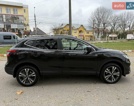 Черный Ниссан Кашкай, объемом двигателя 2 л и пробегом 97 тыс. км за 21500 $, фото 6 на Automoto.ua
