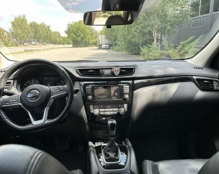Чорний Ніссан Кашкай, об'ємом двигуна 2 л та пробігом 132 тис. км за 17000 $, фото 4 на Automoto.ua