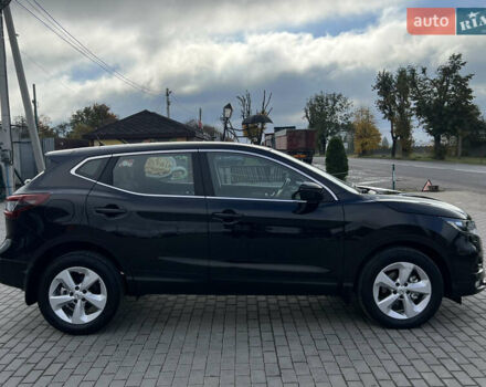 Чорний Ніссан Кашкай, об'ємом двигуна 1.5 л та пробігом 189 тис. км за 19553 $, фото 7 на Automoto.ua