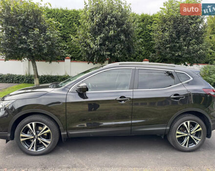 Черный Ниссан Кашкай, объемом двигателя 1.6 л и пробегом 41 тыс. км за 24500 $, фото 2 на Automoto.ua