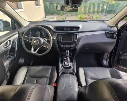 Черный Ниссан Кашкай, объемом двигателя 2 л и пробегом 29 тыс. км за 14000 $, фото 7 на Automoto.ua