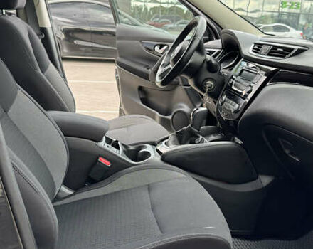 Чорний Ніссан Кашкай, об'ємом двигуна 2 л та пробігом 75 тис. км за 22000 $, фото 7 на Automoto.ua