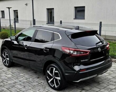 Черный Ниссан Кашкай, объемом двигателя 1.3 л и пробегом 67 тыс. км за 12000 $, фото 5 на Automoto.ua