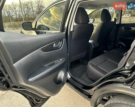 Черный Ниссан Кашкай, объемом двигателя 2 л и пробегом 27 тыс. км за 18400 $, фото 43 на Automoto.ua