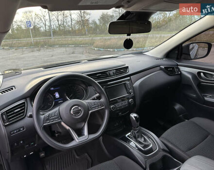 Черный Ниссан Кашкай, объемом двигателя 2 л и пробегом 27 тыс. км за 18400 $, фото 27 на Automoto.ua