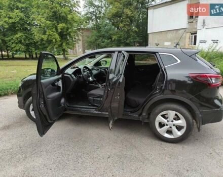 Чорний Ніссан Кашкай, об'ємом двигуна 1.6 л та пробігом 120 тис. км за 23000 $, фото 10 на Automoto.ua