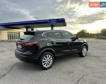 Черный Ниссан Кашкай, объемом двигателя 2 л и пробегом 27 тыс. км за 18400 $, фото 12 на Automoto.ua
