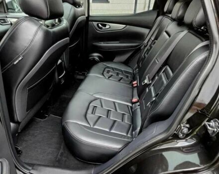 Черный Ниссан Кашкай, объемом двигателя 1.3 л и пробегом 67 тыс. км за 12000 $, фото 10 на Automoto.ua