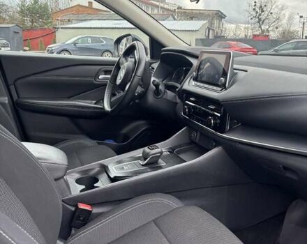 Чорний Ніссан Кашкай, об'ємом двигуна 1.33 л та пробігом 32 тис. км за 24800 $, фото 8 на Automoto.ua