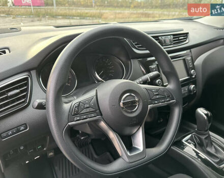 Черный Ниссан Кашкай, объемом двигателя 2 л и пробегом 27 тыс. км за 18400 $, фото 30 на Automoto.ua