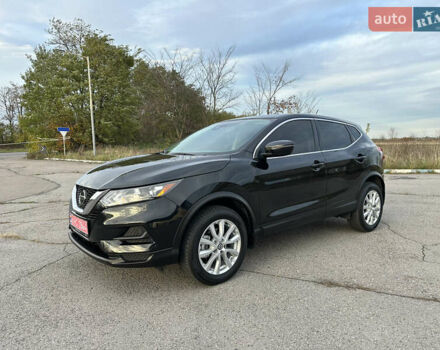 Черный Ниссан Кашкай, объемом двигателя 2 л и пробегом 27 тыс. км за 18400 $, фото 4 на Automoto.ua
