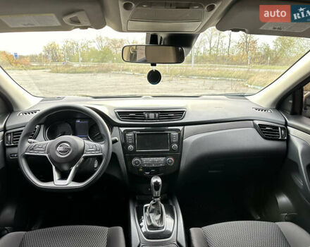 Черный Ниссан Кашкай, объемом двигателя 2 л и пробегом 27 тыс. км за 18400 $, фото 25 на Automoto.ua
