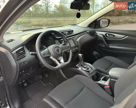 Черный Ниссан Кашкай, объемом двигателя 2 л и пробегом 27 тыс. км за 18400 $, фото 24 на Automoto.ua