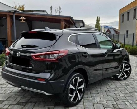 Черный Ниссан Кашкай, объемом двигателя 1.3 л и пробегом 67 тыс. км за 12000 $, фото 7 на Automoto.ua