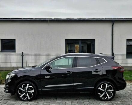 Черный Ниссан Кашкай, объемом двигателя 1.3 л и пробегом 67 тыс. км за 12000 $, фото 4 на Automoto.ua