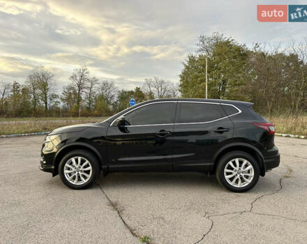 Черный Ниссан Кашкай, объемом двигателя 2 л и пробегом 27 тыс. км за 18400 $, фото 5 на Automoto.ua