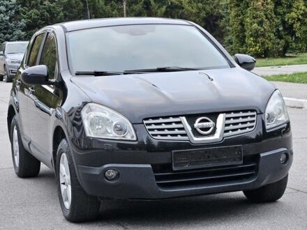 Черный Ниссан Кашкай, объемом двигателя 2 л и пробегом 143 тыс. км за 8300 $, фото 1 на Automoto.ua