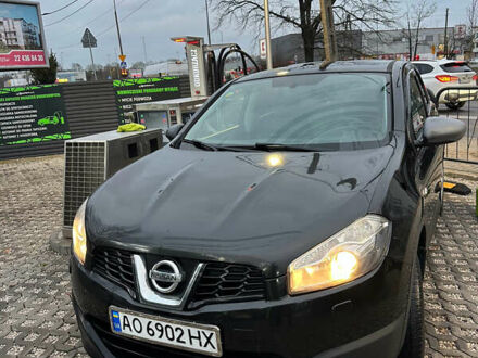 Черный Ниссан Кашкай, объемом двигателя 1.6 л и пробегом 300 тыс. км за 6650 $, фото 1 на Automoto.ua