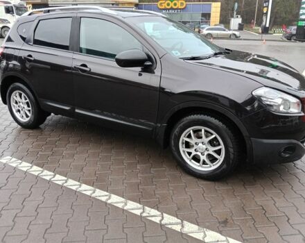 Черный Ниссан Кашкай, объемом двигателя 2 л и пробегом 224 тыс. км за 7500 $, фото 1 на Automoto.ua