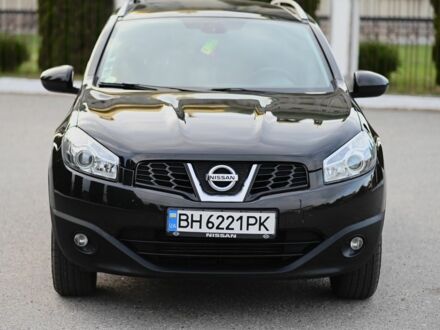 Черный Ниссан Кашкай, объемом двигателя 1.5 л и пробегом 248 тыс. км за 10700 $, фото 1 на Automoto.ua