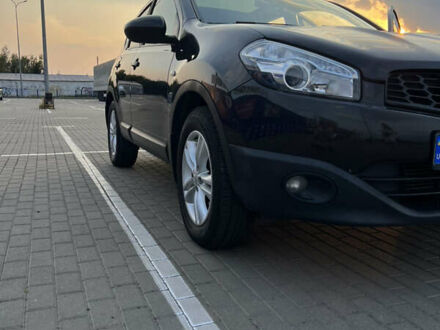 Черный Ниссан Кашкай, объемом двигателя 1.5 л и пробегом 227 тыс. км за 10200 $, фото 1 на Automoto.ua