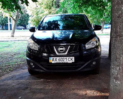 Черный Ниссан Кашкай, объемом двигателя 1.6 л и пробегом 165 тыс. км за 9500 $, фото 1 на Automoto.ua