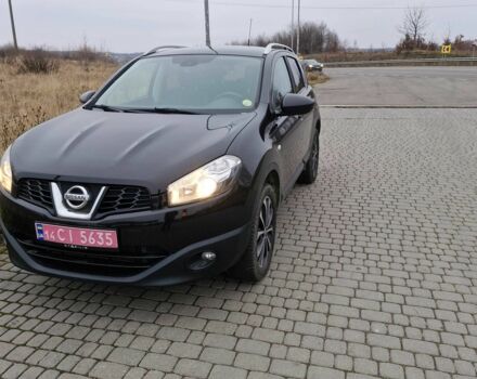 Черный Ниссан Кашкай, объемом двигателя 1.6 л и пробегом 236 тыс. км за 10700 $, фото 1 на Automoto.ua