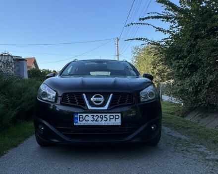 Черный Ниссан Кашкай, объемом двигателя 1.6 л и пробегом 295 тыс. км за 12200 $, фото 1 на Automoto.ua