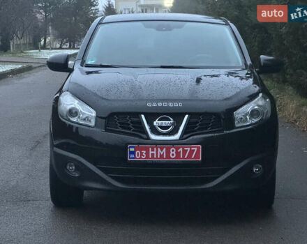 Черный Ниссан Кашкай, объемом двигателя 1.6 л и пробегом 187 тыс. км за 11750 $, фото 1 на Automoto.ua