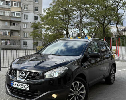 Черный Ниссан Кашкай, объемом двигателя 2 л и пробегом 220 тыс. км за 12300 $, фото 1 на Automoto.ua