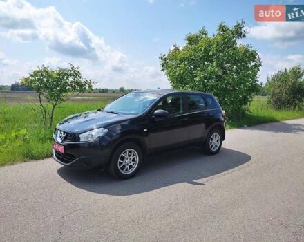 Черный Ниссан Кашкай, объемом двигателя 1.6 л и пробегом 170 тыс. км за 9750 $, фото 1 на Automoto.ua