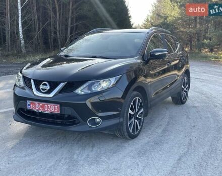 Черный Ниссан Кашкай, объемом двигателя 1.5 л и пробегом 240 тыс. км за 15600 $, фото 1 на Automoto.ua