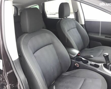 Фиолетовый Ниссан Кашкай, объемом двигателя 0 л и пробегом 162 тыс. км за 10950 $, фото 6 на Automoto.ua