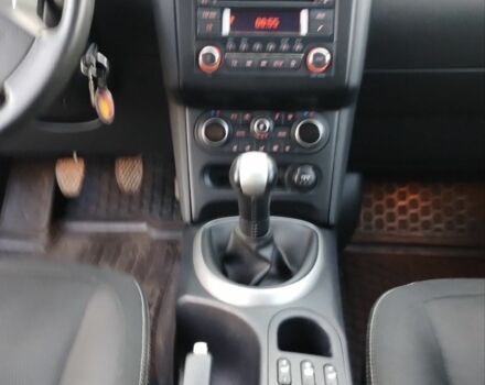 Фиолетовый Ниссан Кашкай, объемом двигателя 1.6 л и пробегом 105 тыс. км за 10012 $, фото 7 на Automoto.ua