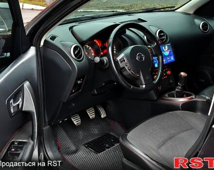 Фіолетовий Ніссан Кашкай, об'ємом двигуна 2 л та пробігом 250 тис. км за 8499 $, фото 9 на Automoto.ua