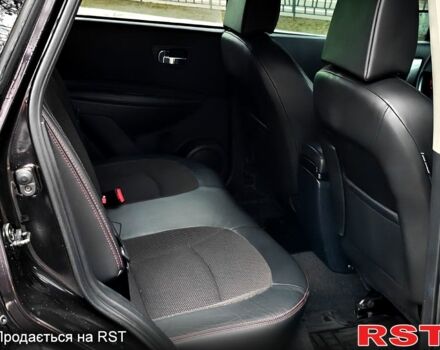 Фіолетовий Ніссан Кашкай, об'ємом двигуна 2 л та пробігом 250 тис. км за 8499 $, фото 7 на Automoto.ua