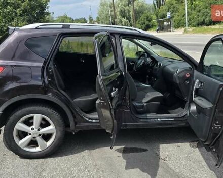 Фиолетовый Ниссан Кашкай, объемом двигателя 1.46 л и пробегом 300 тыс. км за 9450 $, фото 2 на Automoto.ua