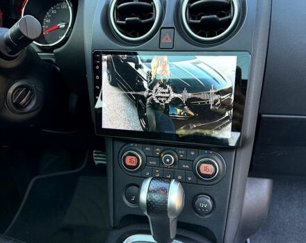 Фиолетовый Ниссан Кашкай, объемом двигателя 2 л и пробегом 210 тыс. км за 10500 $, фото 6 на Automoto.ua