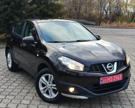 Фиолетовый Ниссан Кашкай, объемом двигателя 1.6 л и пробегом 220 тыс. км за 9700 $, фото 1 на Automoto.ua