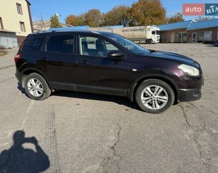 Фиолетовый Ниссан Кашкай, объемом двигателя 2 л и пробегом 305 тыс. км за 10000 $, фото 18 на Automoto.ua