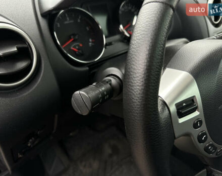 Фиолетовый Ниссан Кашкай, объемом двигателя 1.5 л и пробегом 217 тыс. км за 10500 $, фото 27 на Automoto.ua