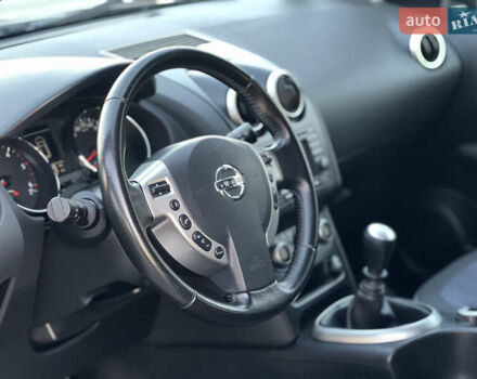 Фиолетовый Ниссан Кашкай, объемом двигателя 2 л и пробегом 228 тыс. км за 11799 $, фото 22 на Automoto.ua