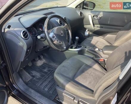 Фиолетовый Ниссан Кашкай, объемом двигателя 2 л и пробегом 116 тыс. км за 10700 $, фото 2 на Automoto.ua