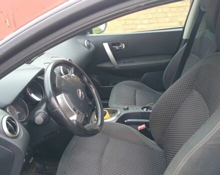 Фиолетовый Ниссан Кашкай, объемом двигателя 1.5 л и пробегом 199 тыс. км за 9999 $, фото 4 на Automoto.ua