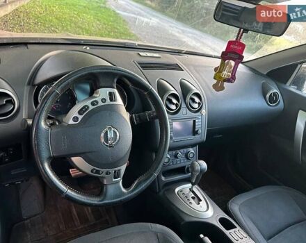 Фиолетовый Ниссан Кашкай, объемом двигателя 2 л и пробегом 193 тыс. км за 10700 $, фото 6 на Automoto.ua