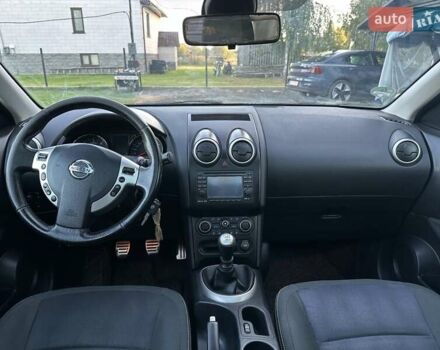 Фіолетовий Ніссан Кашкай, об'ємом двигуна 2 л та пробігом 193 тис. км за 11000 $, фото 18 на Automoto.ua