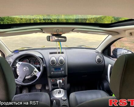Фиолетовый Ниссан Кашкай, объемом двигателя 2 л и пробегом 117 тыс. км за 10000 $, фото 7 на Automoto.ua
